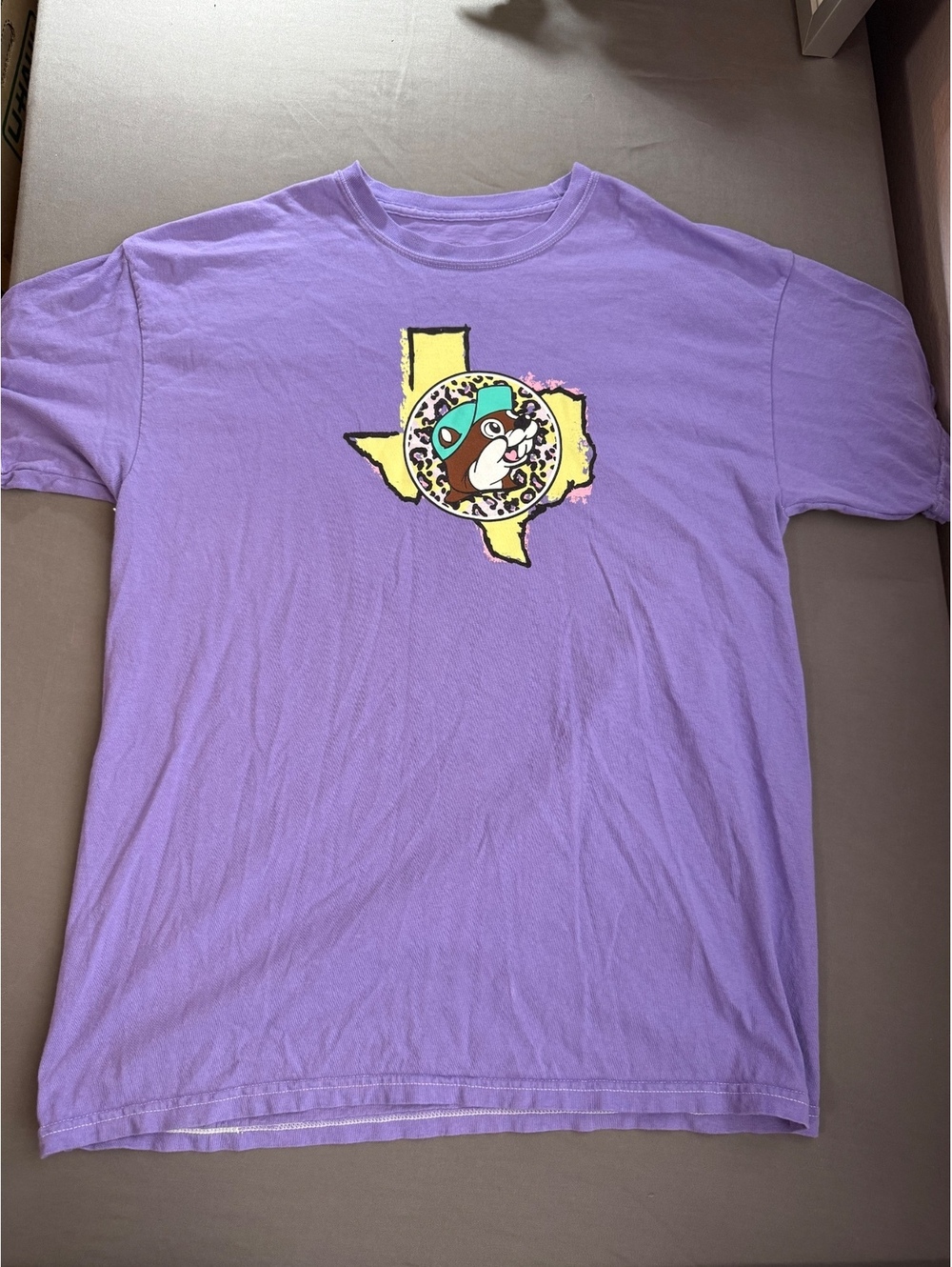 Buc-ee's Texas People Graphic T-Shirt Purple Cotton Made in Mexico